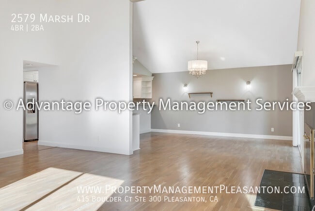 Building Photo - 2579 Marsh Dr