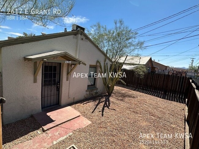 Building Photo - 2617 E Grant Rd