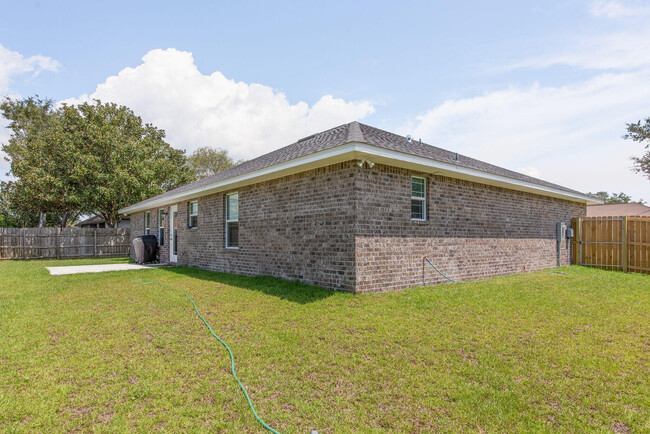 Building Photo - 2081 Bella Breeze Ct