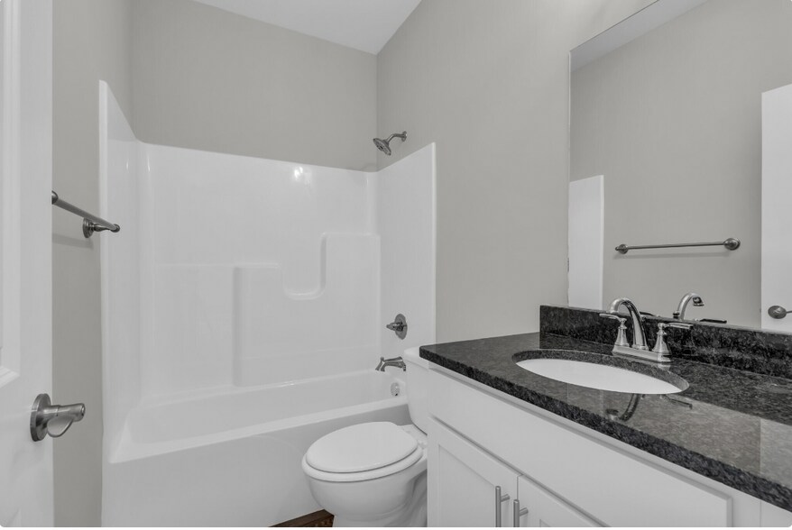 Building Photo - 102 Hogan Hts Dr