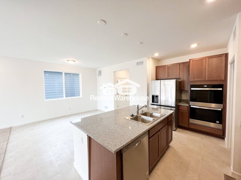 Building Photo - 53 Acorn Crk Ct