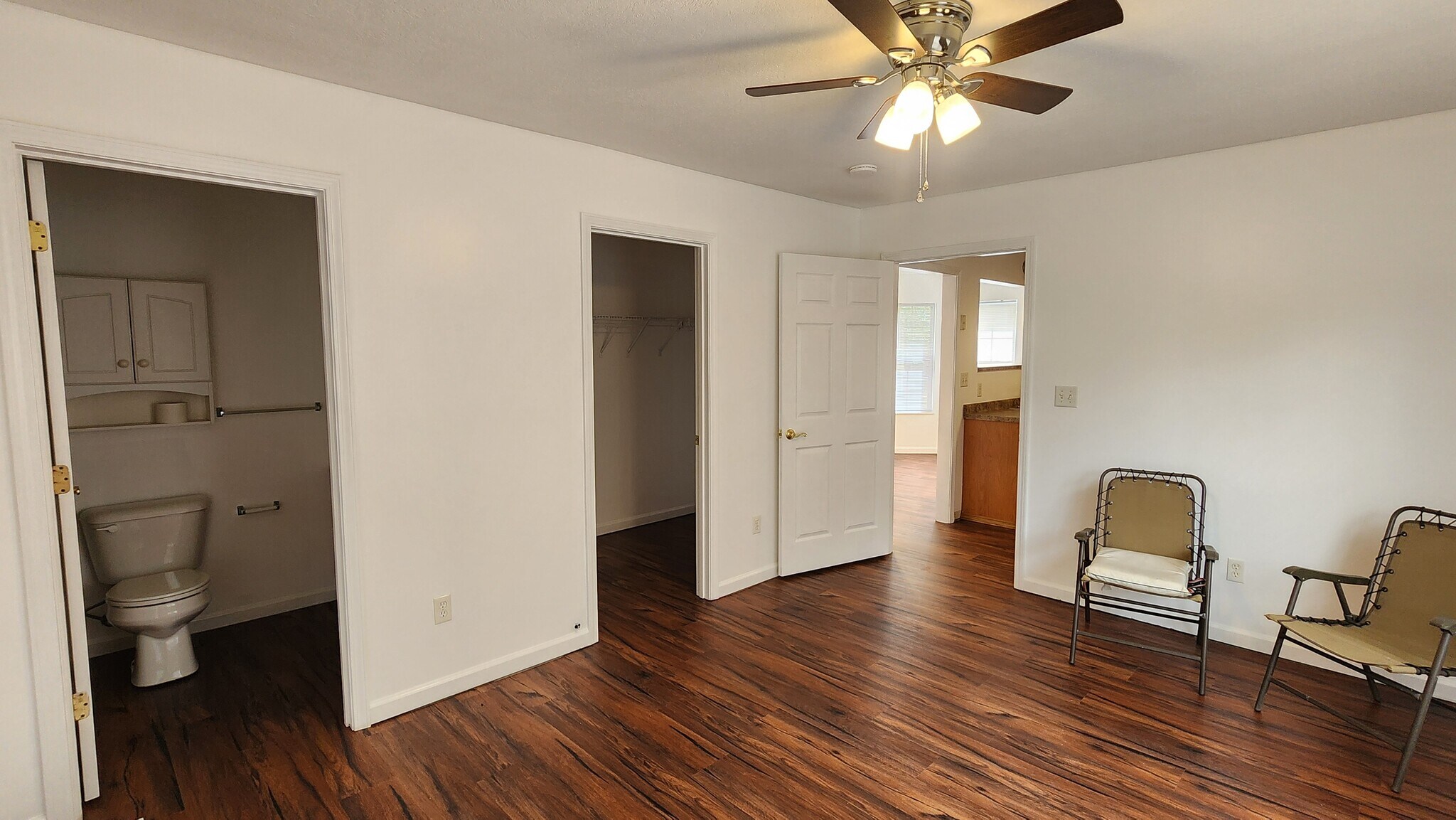 Building Photo - 1521 Mayberry Ln