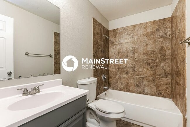 Building Photo - 4 Bedroom Pet-Friendly Home in Converse, T...