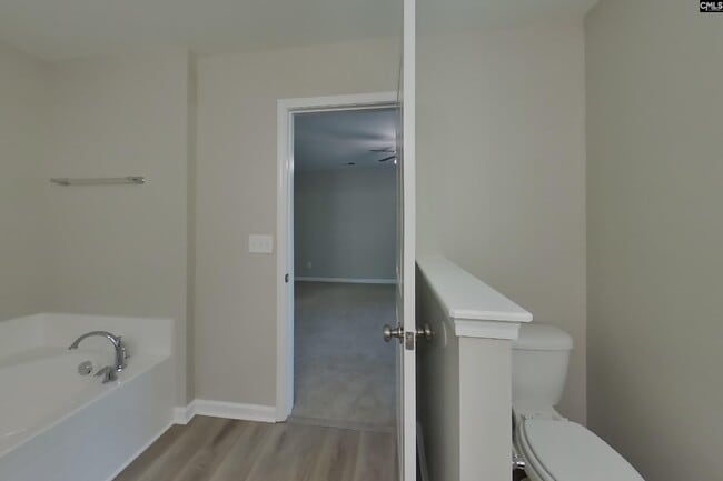 Building Photo - 437 Eastfair Dr