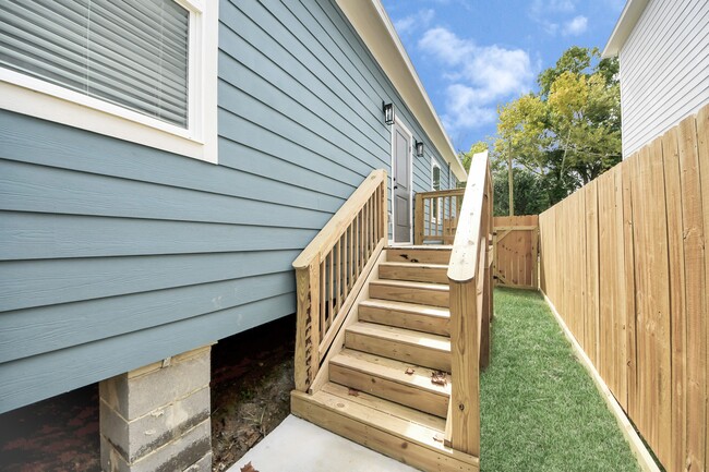 Building Photo - 1314 W Willis St