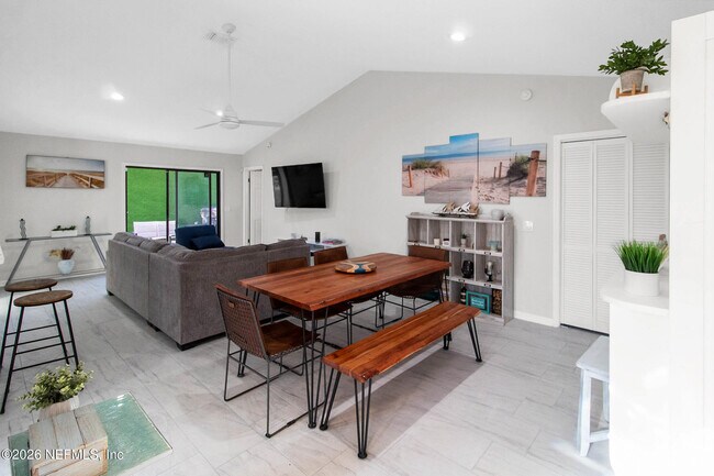 Building Photo - 7814 Cypress Point Ct