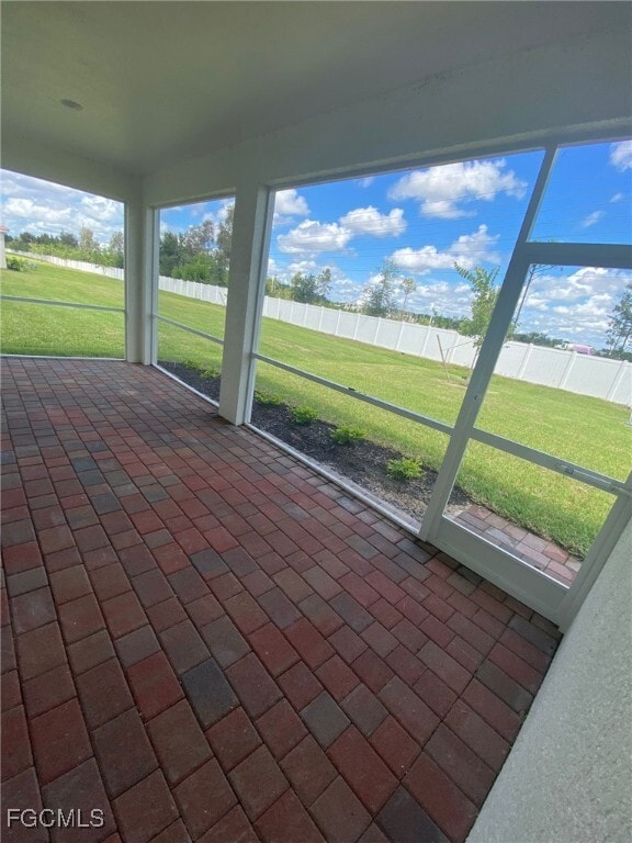 Building Photo - 2974 Royal Gardens Ave