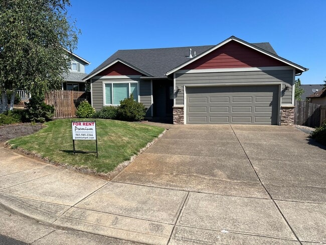 Primary Photo - Well Maintained Three Bedroom Home in Sout...