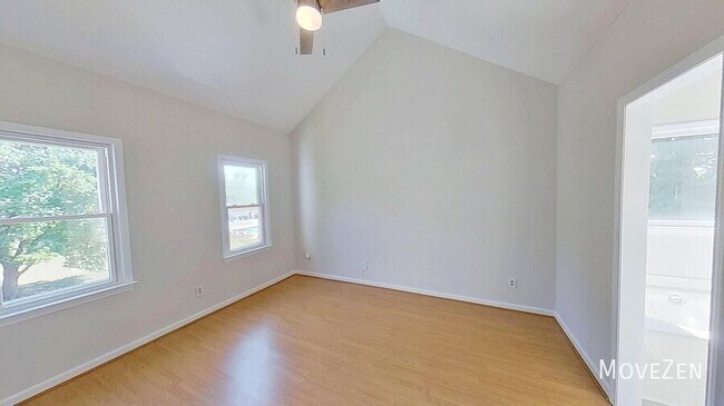 Building Photo - 3405 E Jameson Rd