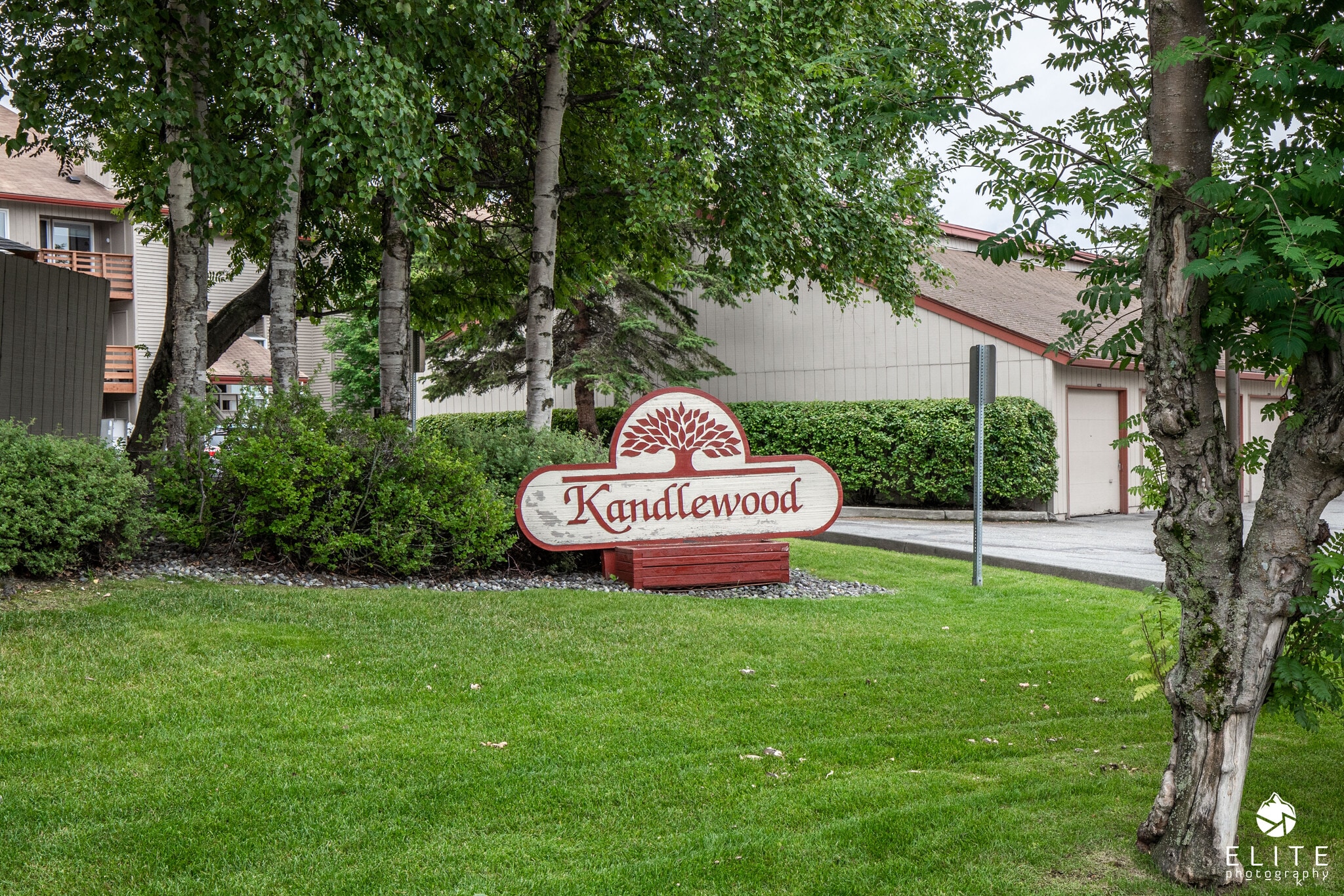 Building Photo - 9645 Independence Dr