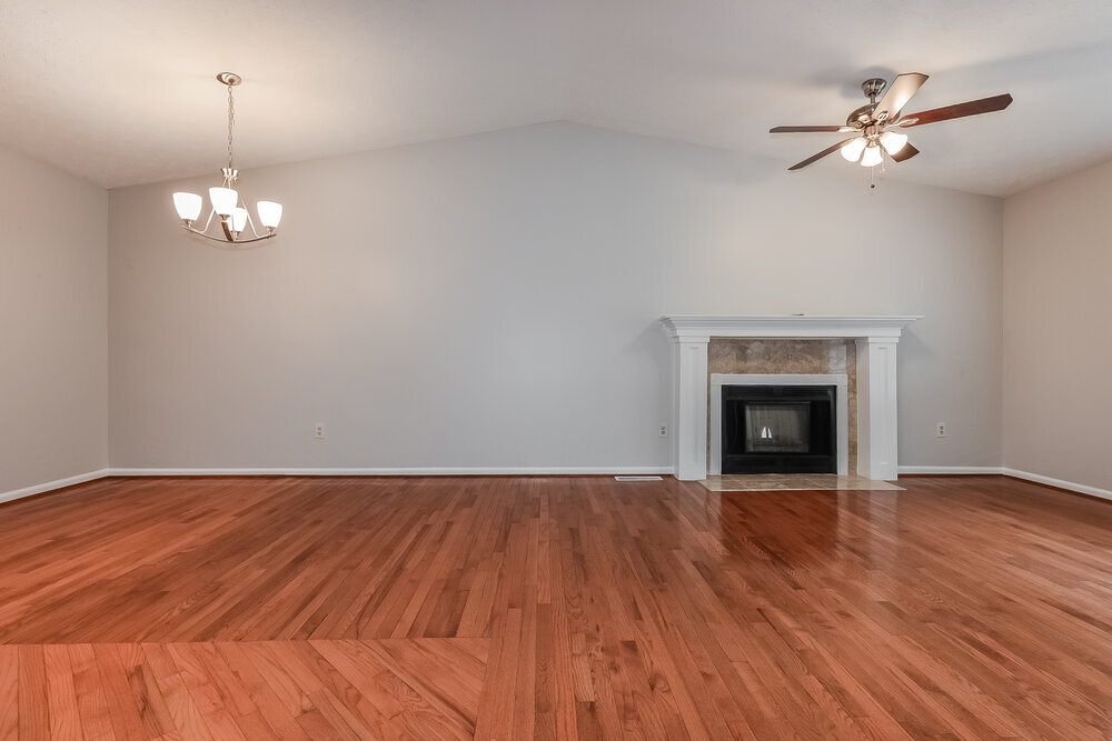Building Photo - 5550 Emerald Glen