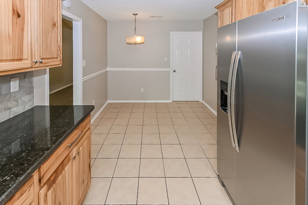 Building Photo - 2595 Bryce Cove
