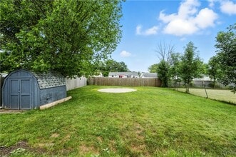 Building Photo - 122 Frederick Dr