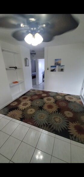 Livingroom looking towards bedrooms and hallway - 45-217 Lilipuna Rd