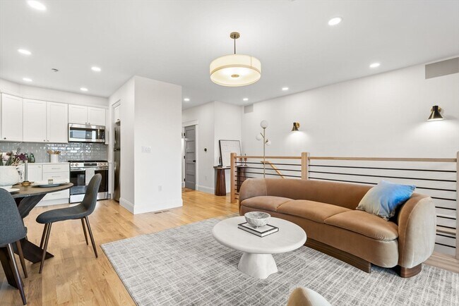 Building Photo - 53 Thomas Park