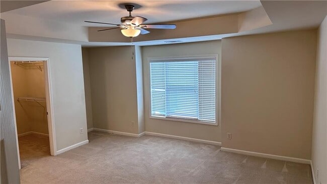 Building Photo - 283 Oakland Hills Way