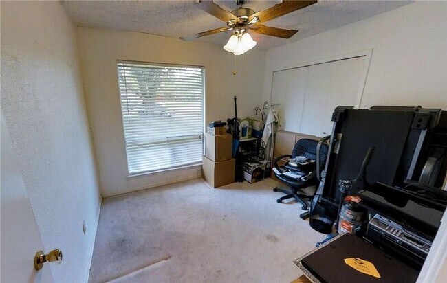 Building Photo - 3309 Ridgeglen Cir