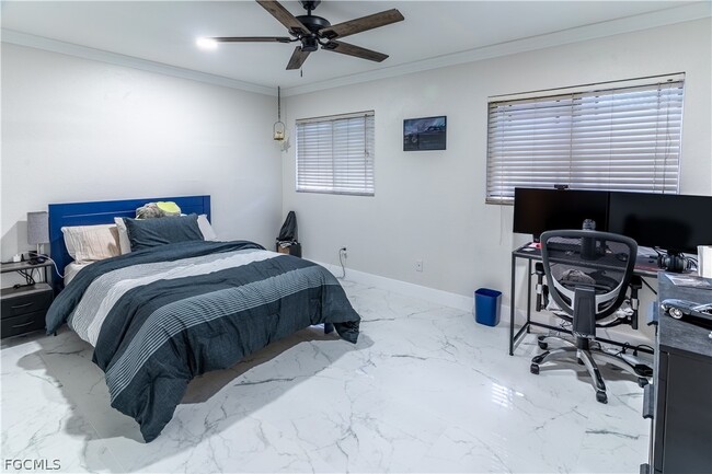 Building Photo - 8896 Bracken Way