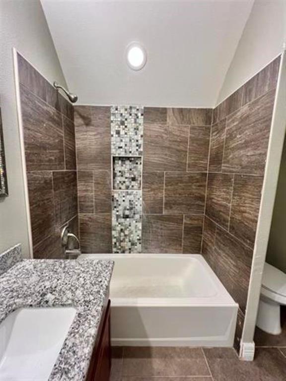 Building Photo - 2636 Pearl Ave