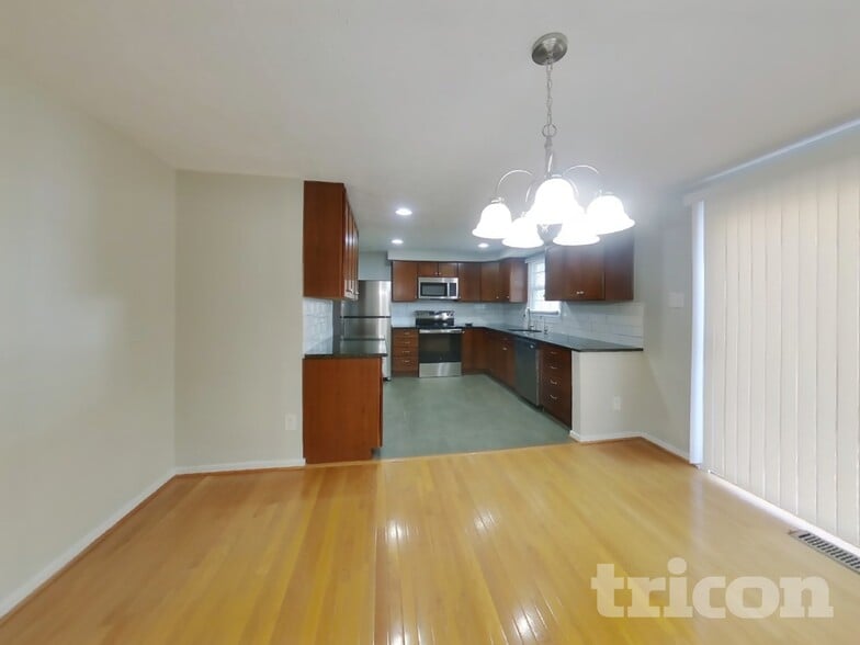 Building Photo - 2241 Old Bailey Ct