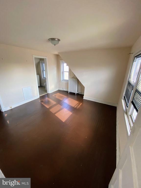 Building Photo - 5111 E Roosevelt Blvd