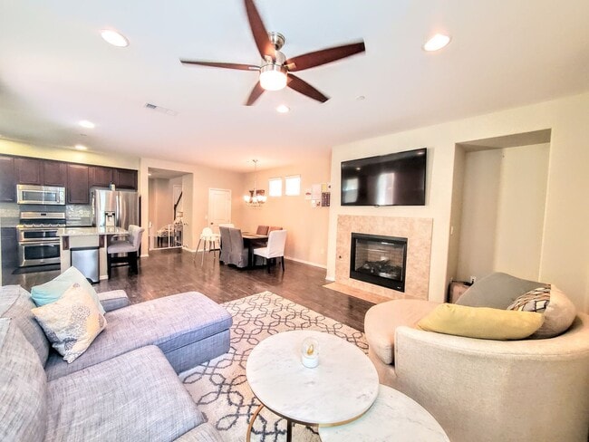 Building Photo - Gorgeous Home- Lots of Upgrades