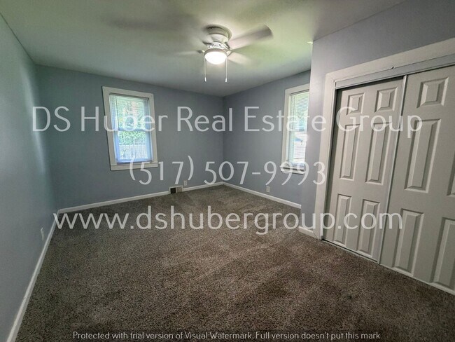 Building Photo - 4600 Ora St
