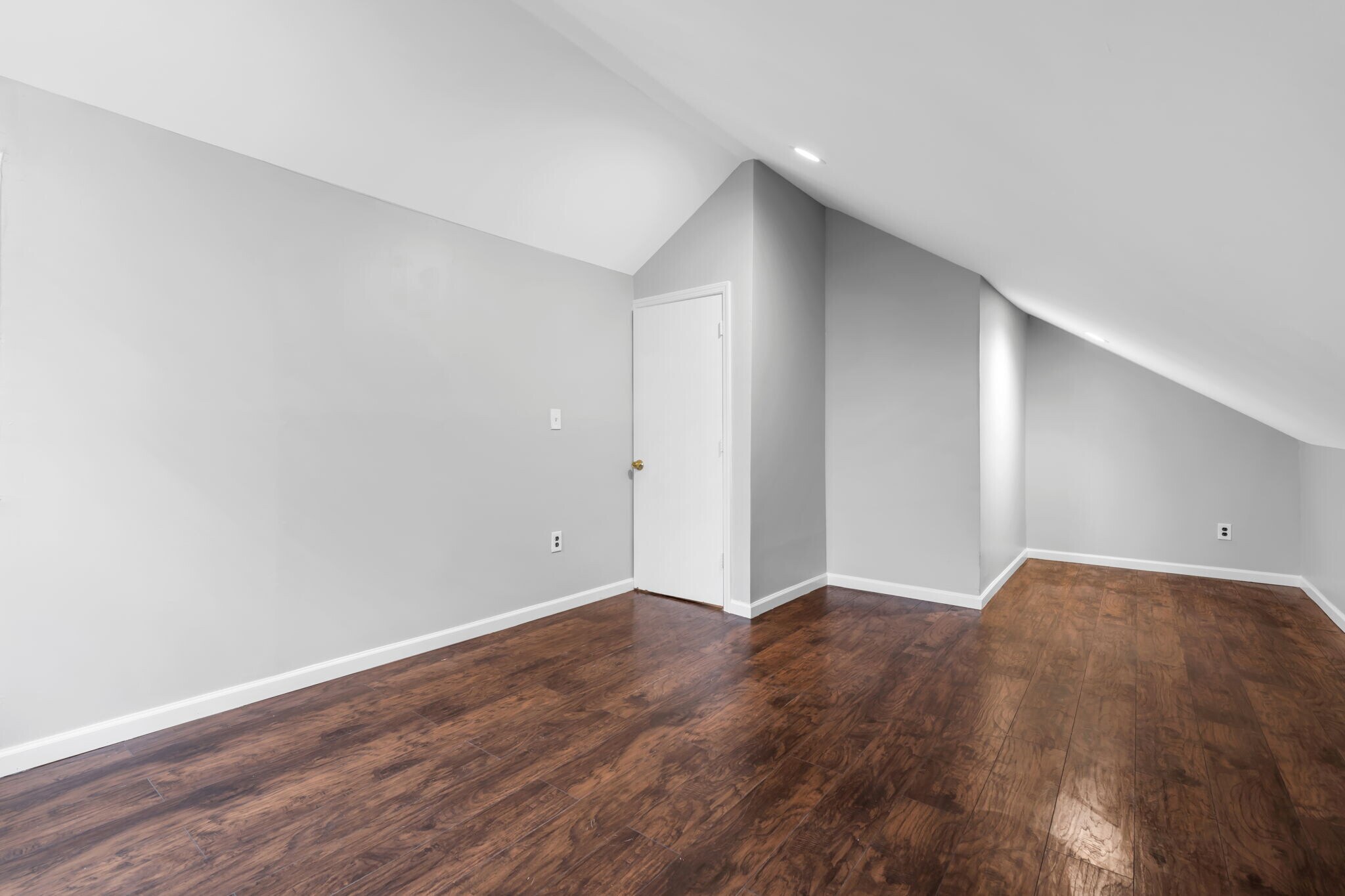 Building Photo - 181 Jacoby Street