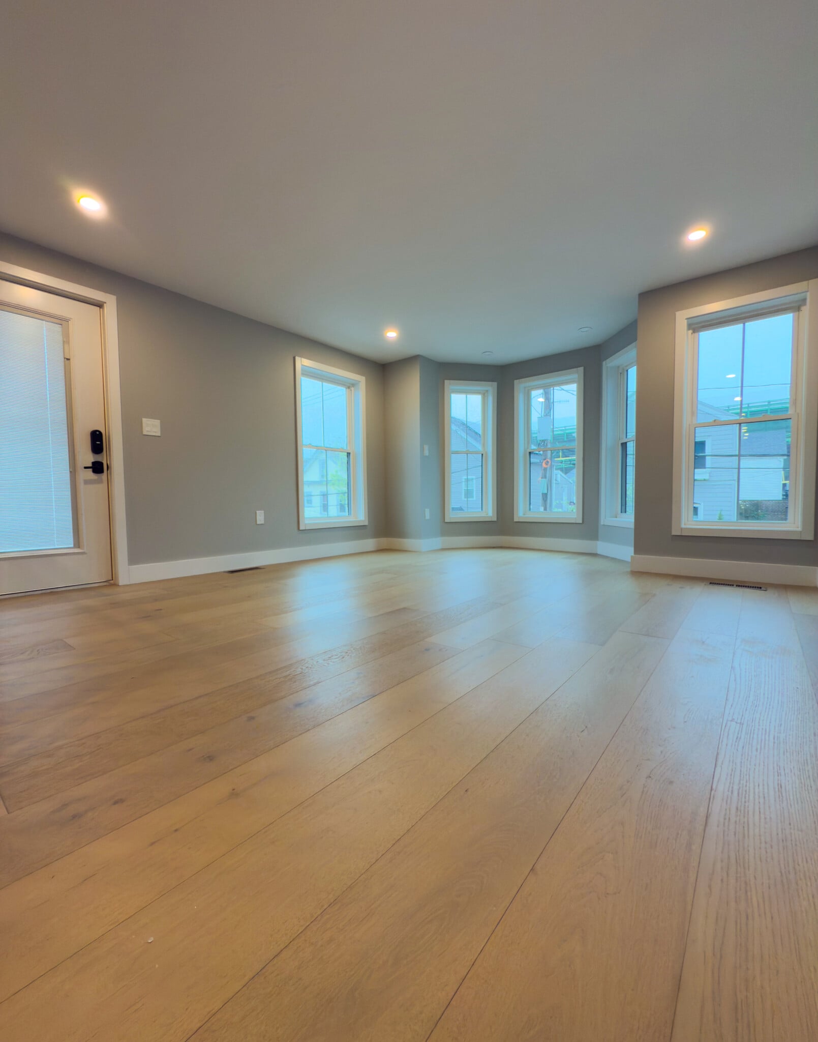 Living Room - 19 High St