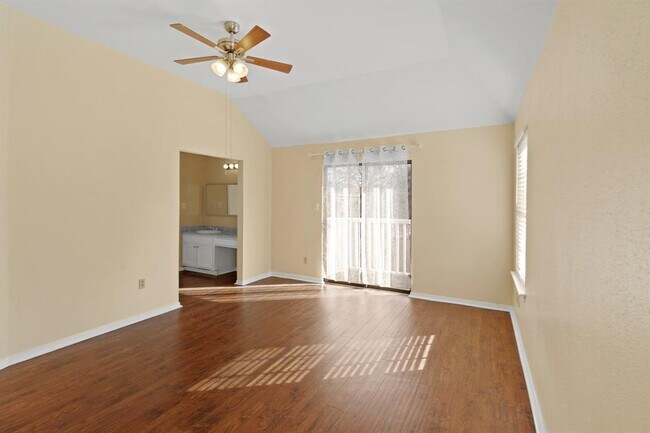 Building Photo - 8410 Bending Pecan Ct