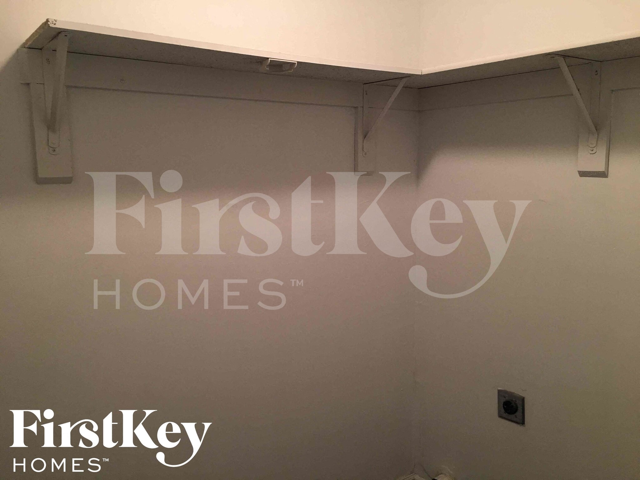 Building Photo - 5944 Bishop Dale Dr