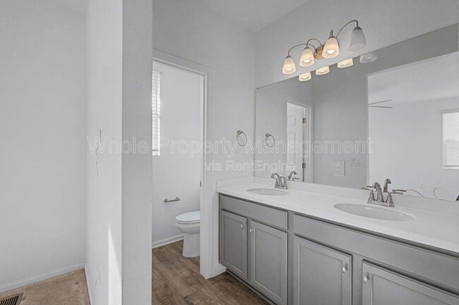 Building Photo - 9664 Waco St