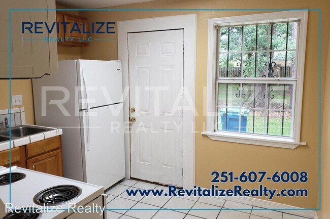 Building Photo - 1 br, 1 bath House - 1609 Resca De La Palm...
