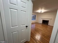 Building Photo - 144 2nd Ave