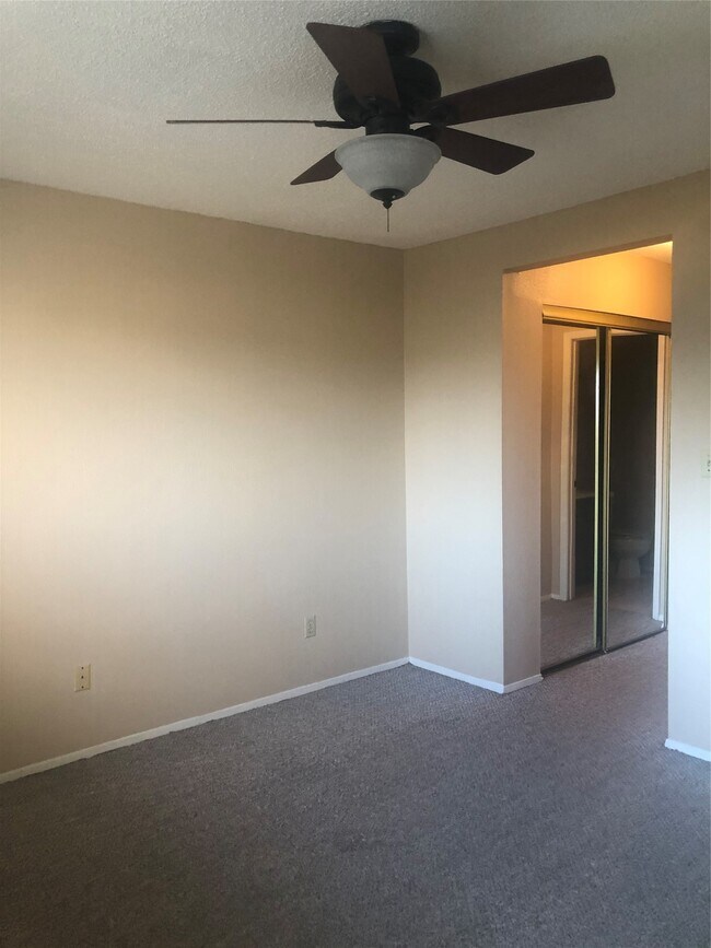 Building Photo - 1022 Wilson Rd