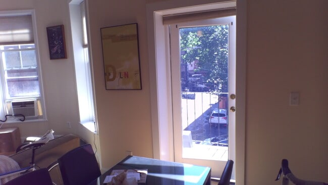 Building Photo - 8 Greenwich Park