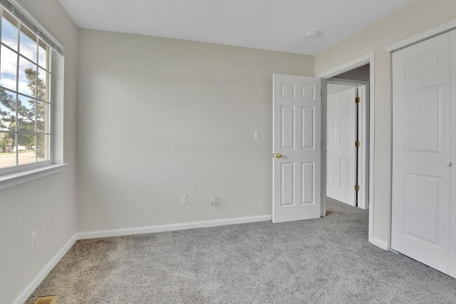 Building Photo - 1308 S Danube Way