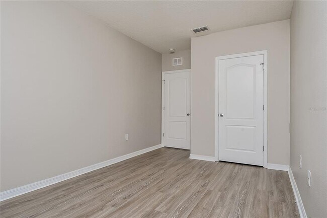 Building Photo - 2037 Van Buren Loop