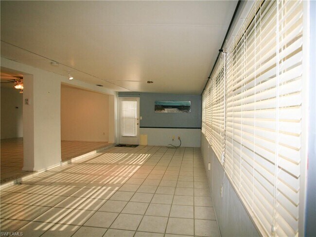 Building Photo - 5254 Elm Ct