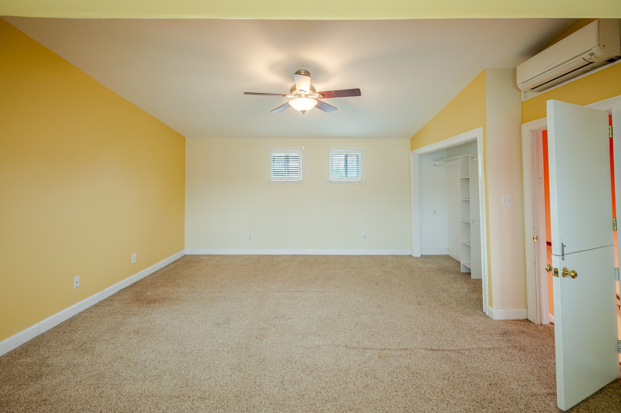 Building Photo - 5806 Flanders St