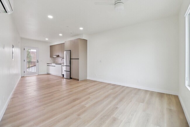 Building Photo - 4456 30th Street - North Parks Elevated Spanish Style Community