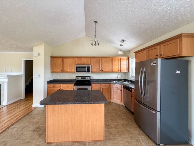 Building Photo - 316 Ivy Wood Lane