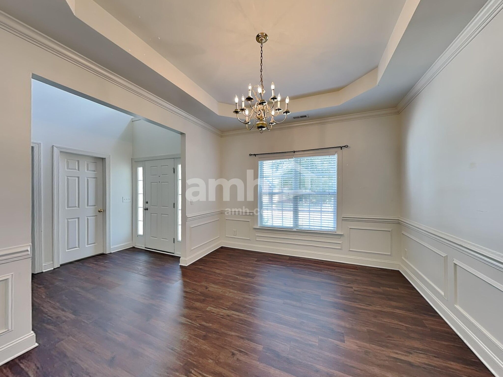 Building Photo - 2016 Sentinel Dr