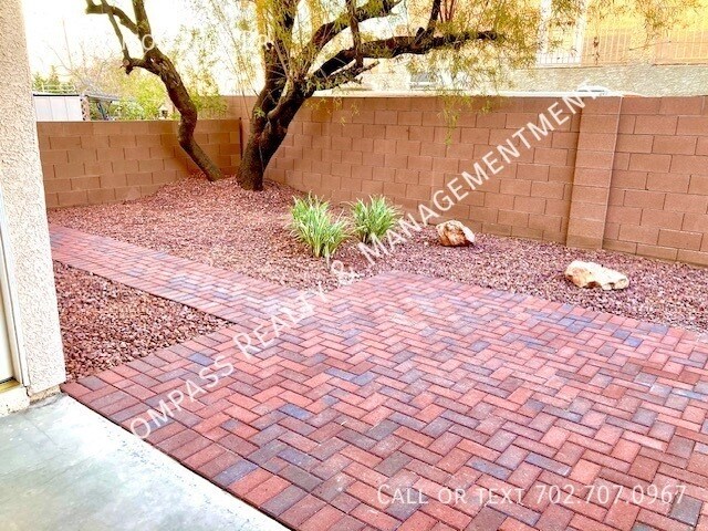 Building Photo - 212 Horizon Peak Dr