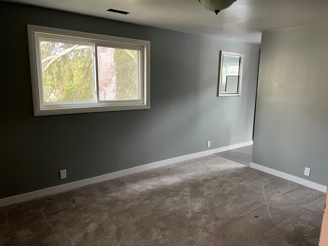 Building Photo - 7934 18th Ave SW