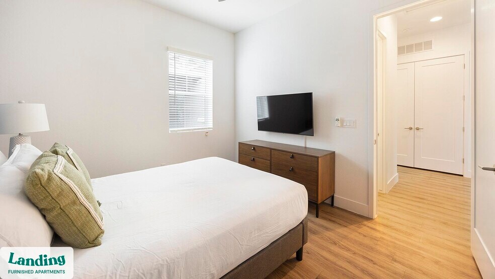 Building Photo - 8200 W Encanto Blvd