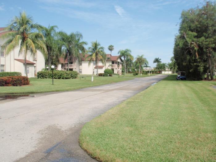 Building Photo - 9380 Lennex Ln