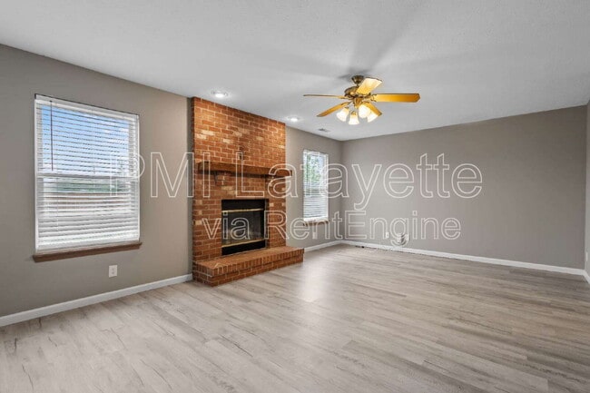 Building Photo - 5009 Trotter Dr