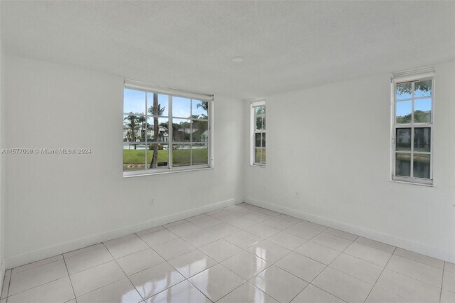 Building Photo - 4350 NW 107th Ave