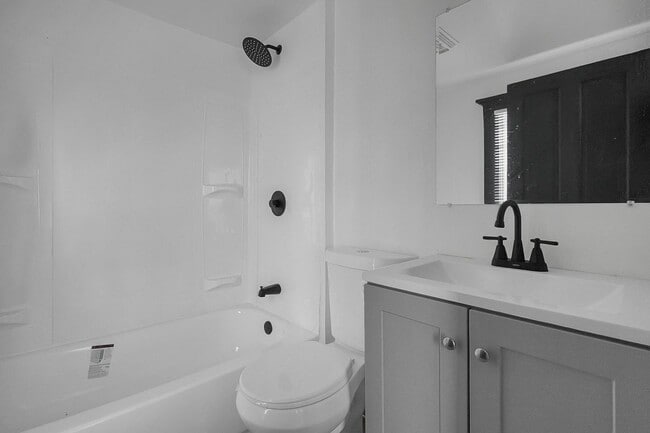 Building Photo - 51 E North St